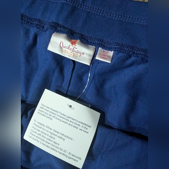 Quacker Factory Navy Blue Summer Fun Skort Medium Wash XLP Stone Embellish NWT - Picture 4 of 10